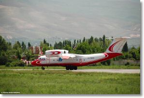 Antonov An-74 Douchanbe-08mai2008-DSC_0132.jpg